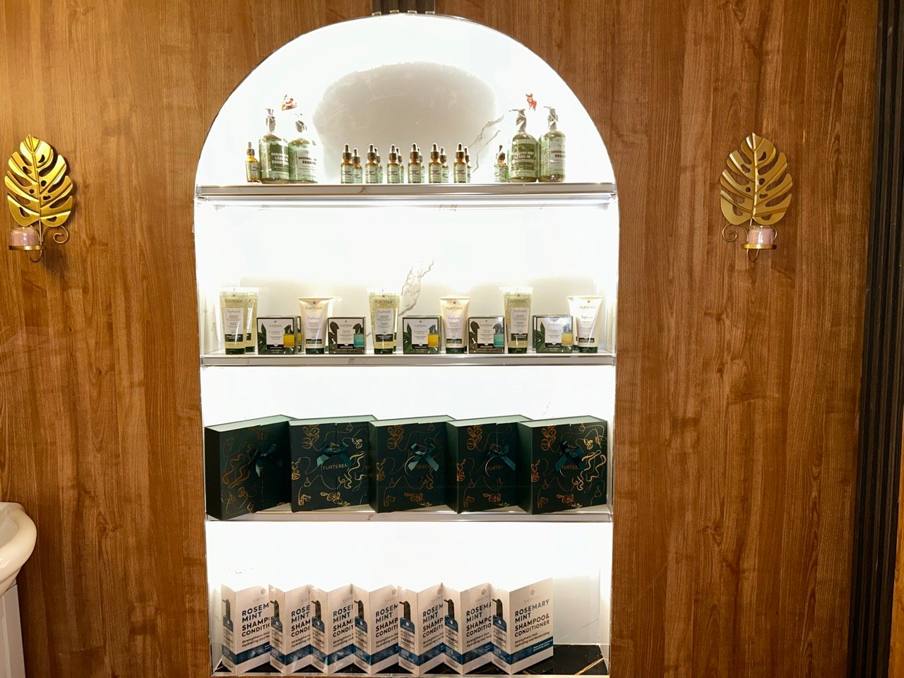 Relaxing Studio Environment